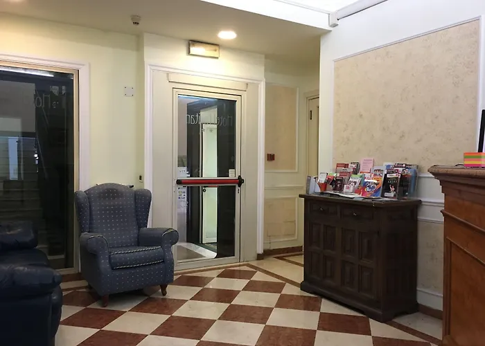 酒店 波西塔诺酒店